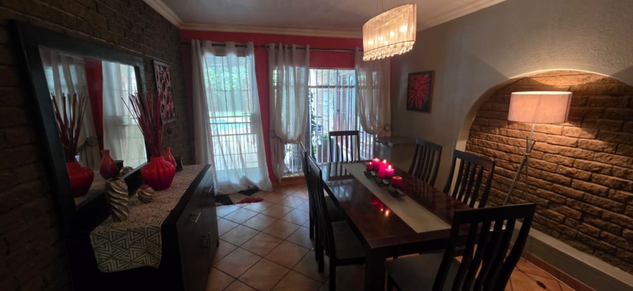 3 Bedroom Property for Sale in Flimieda North West